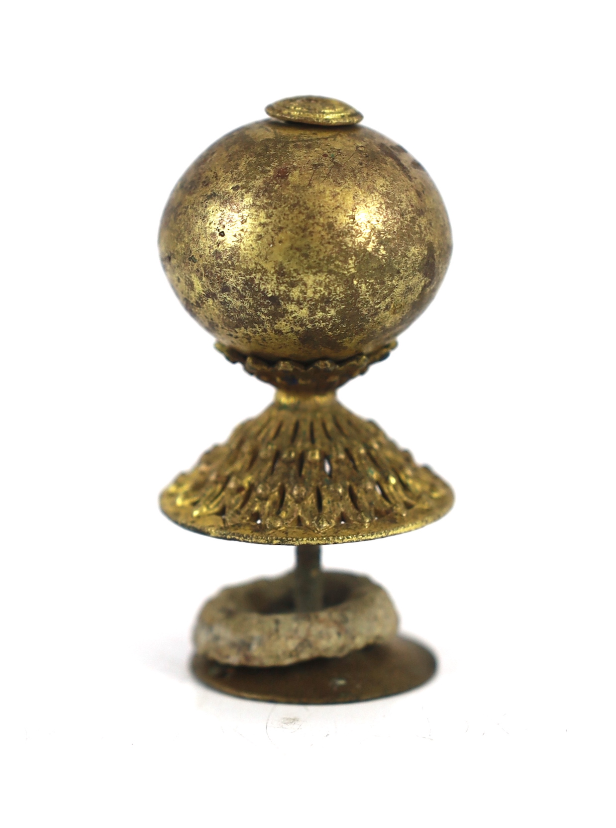 A Chinese gilt metal Mandarin hat finial, late Qing dynasty, 6.8 cm high